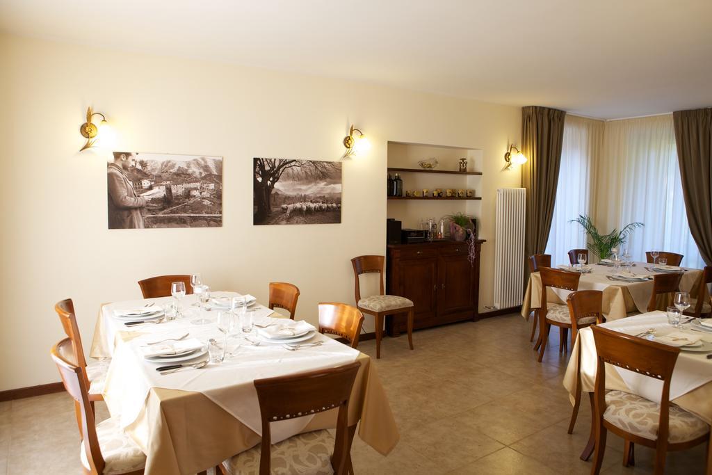 מלון Marsia Agriturismo La Rocca מראה חיצוני תמונה