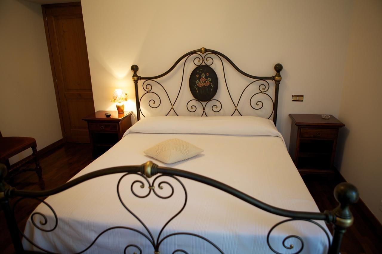 מלון Marsia Agriturismo La Rocca חדר תמונה